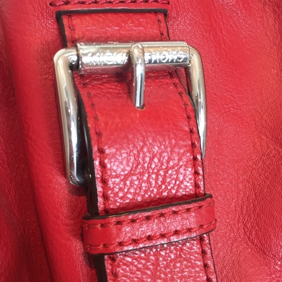 Red Michael Kors purse - Picture 6 of 12